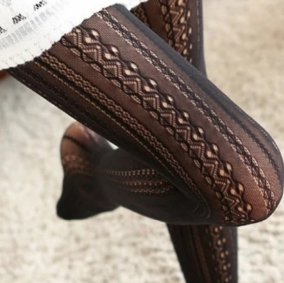 Brown Lace Tights - Picture 2 of 4